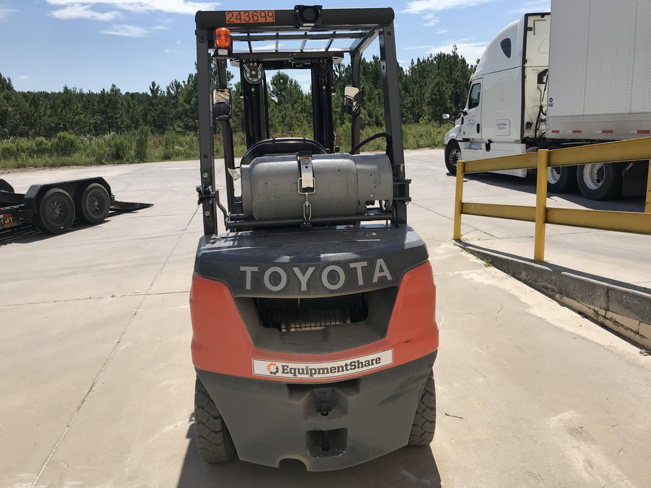 2022 TOYOTA 50-8FGU25