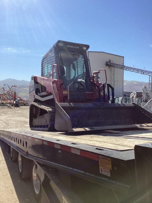 2021 TAKEUCHI 48" Pallet Forks - Takeuchi