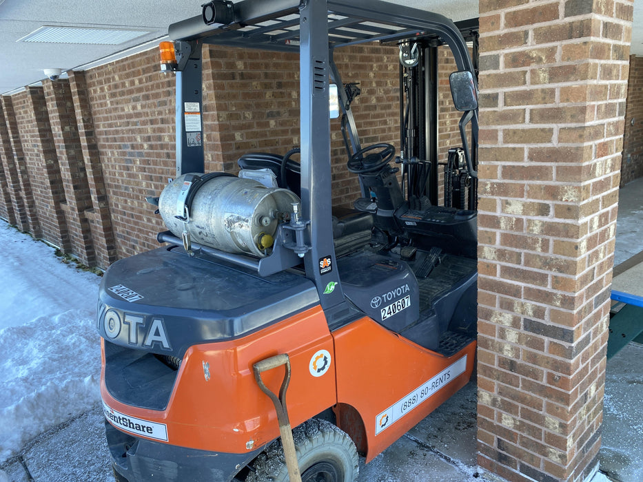 2022 TOYOTA 50-8FGU25