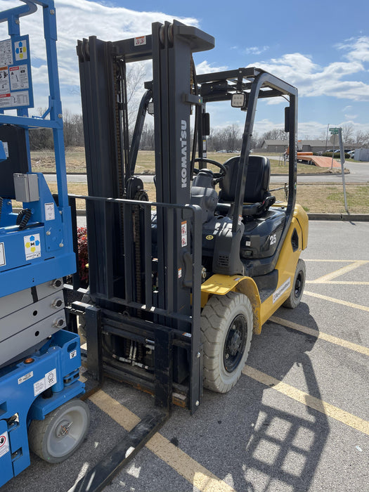 2021 KOMATSU FG25T-16