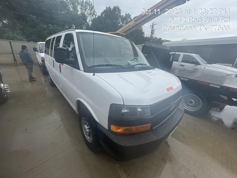 2023 CHEVROLET Express Van - Rental