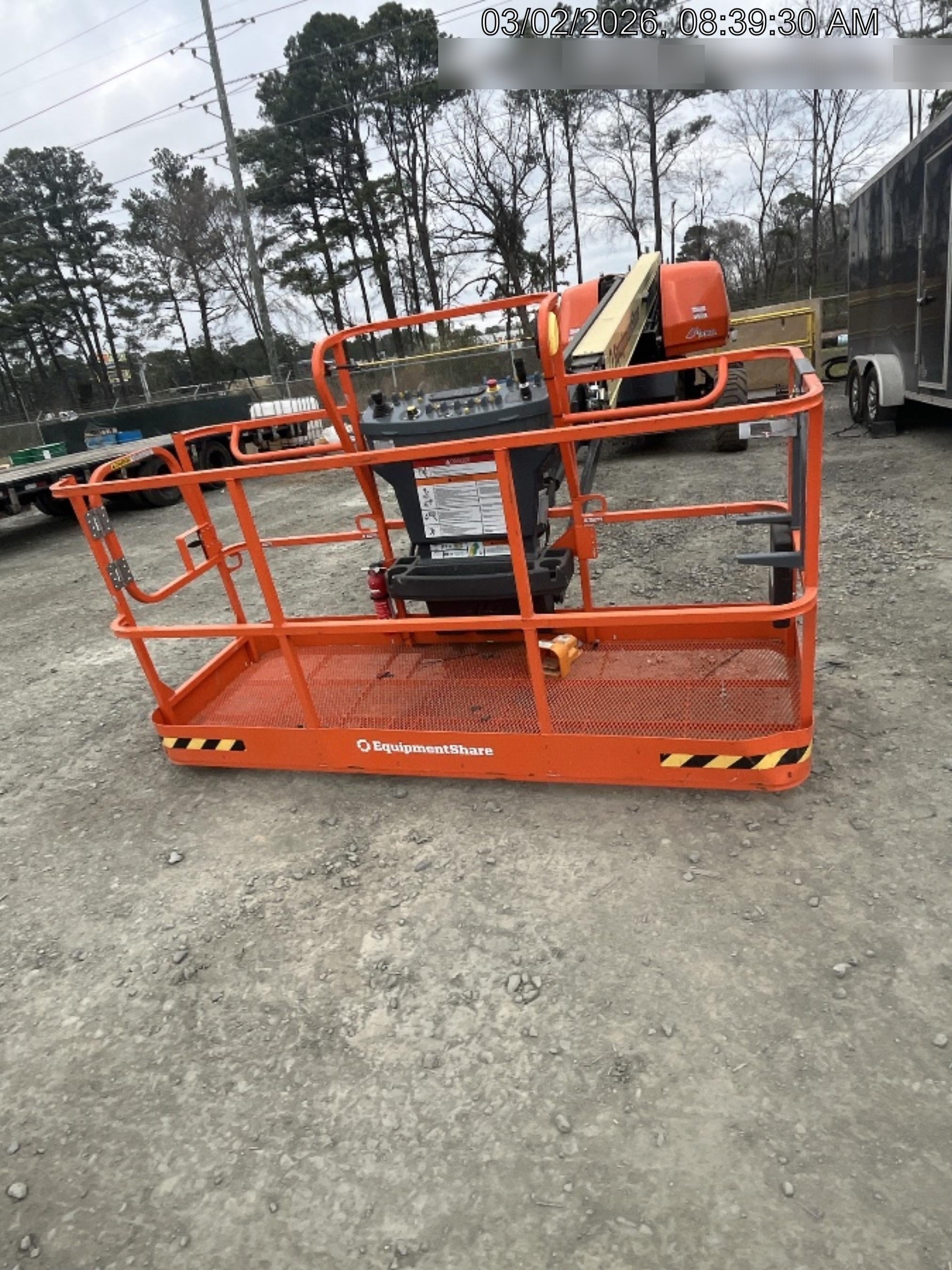 2025 JLG 660SJ