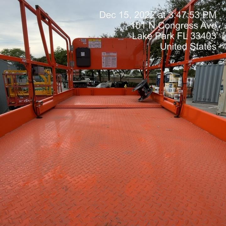 2022 JLG ERT4069