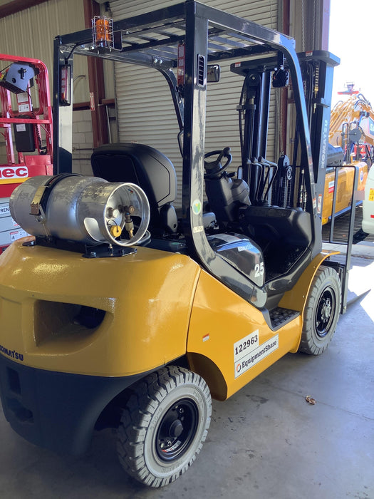 2020 KOMATSU FG25T-16