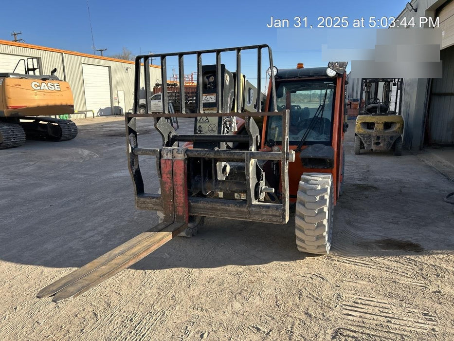 2020 JLG G5-18A Cab/Heat/Air, NM Solid Tires, Beacon w/48" Carriage, 48" Pallet Forks