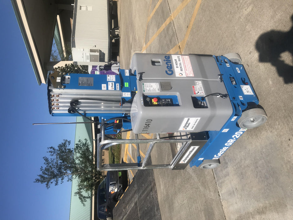 2020 GENIE GR-20