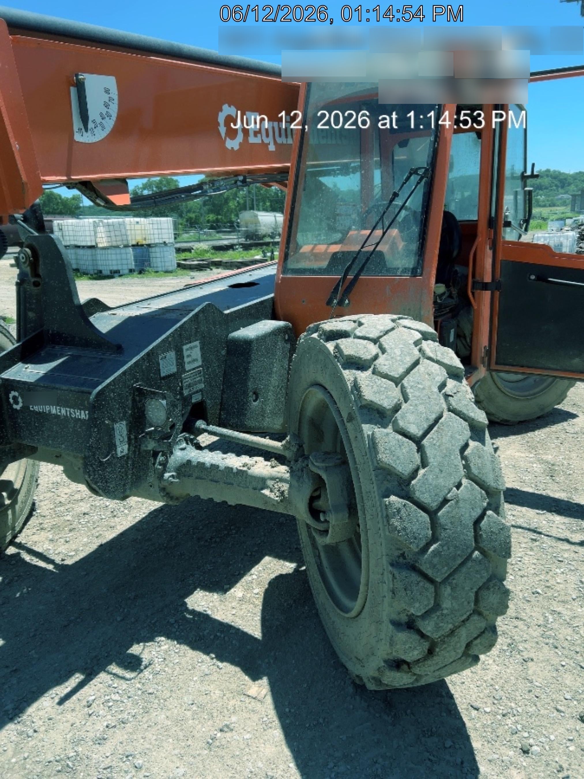 2024 SKYTRAK 8042