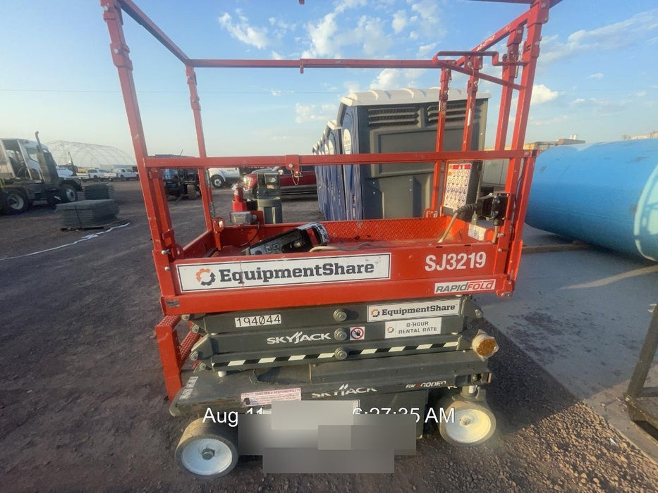 2021 SKYJACK SJ3219