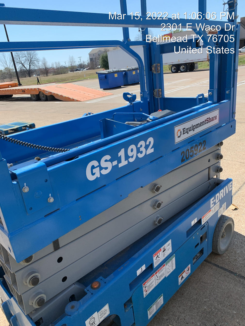 2022 GENIE GS-1932