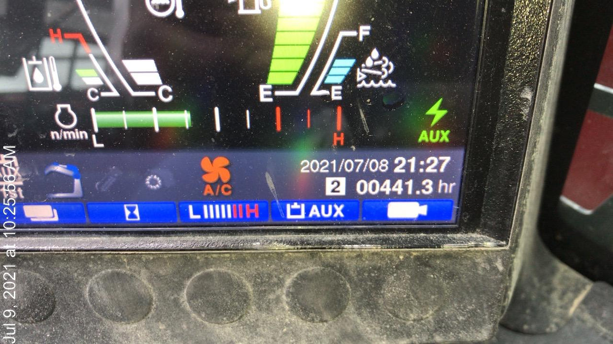 2020 Takeuchi TL12R2-CR Cab/Heat/Air, Hydraulic QC