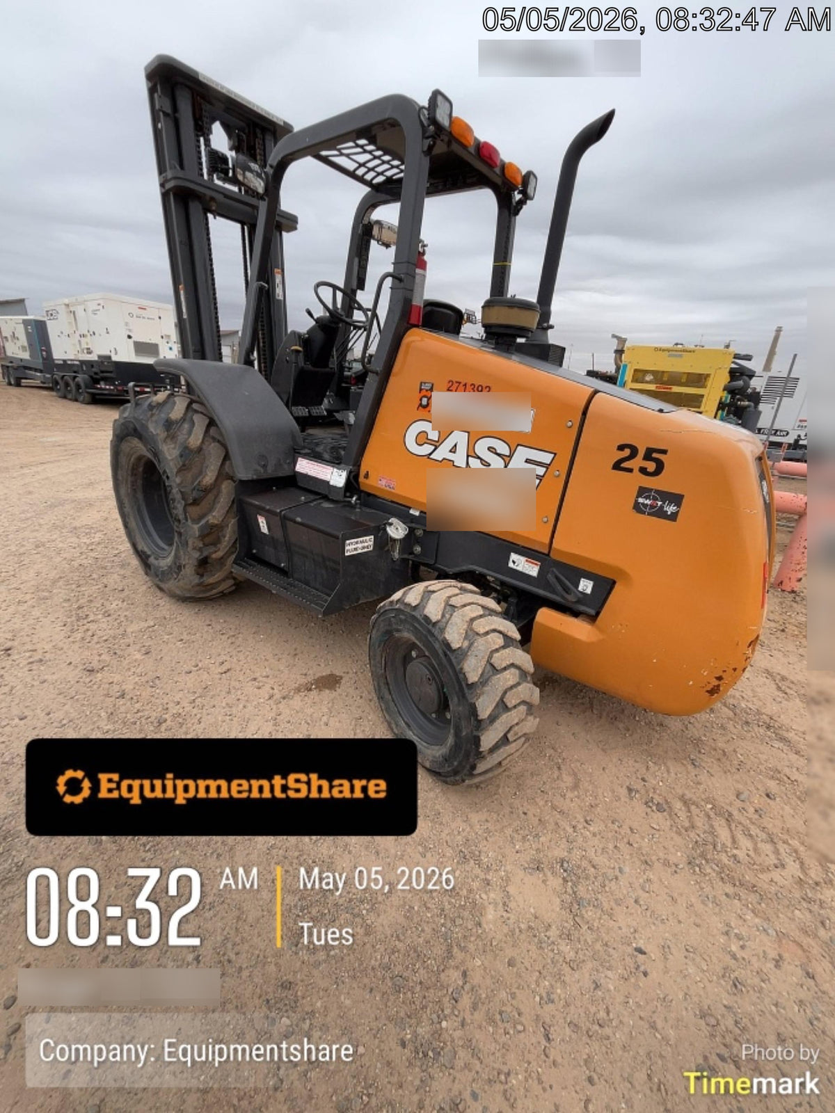2023 CASE 588H