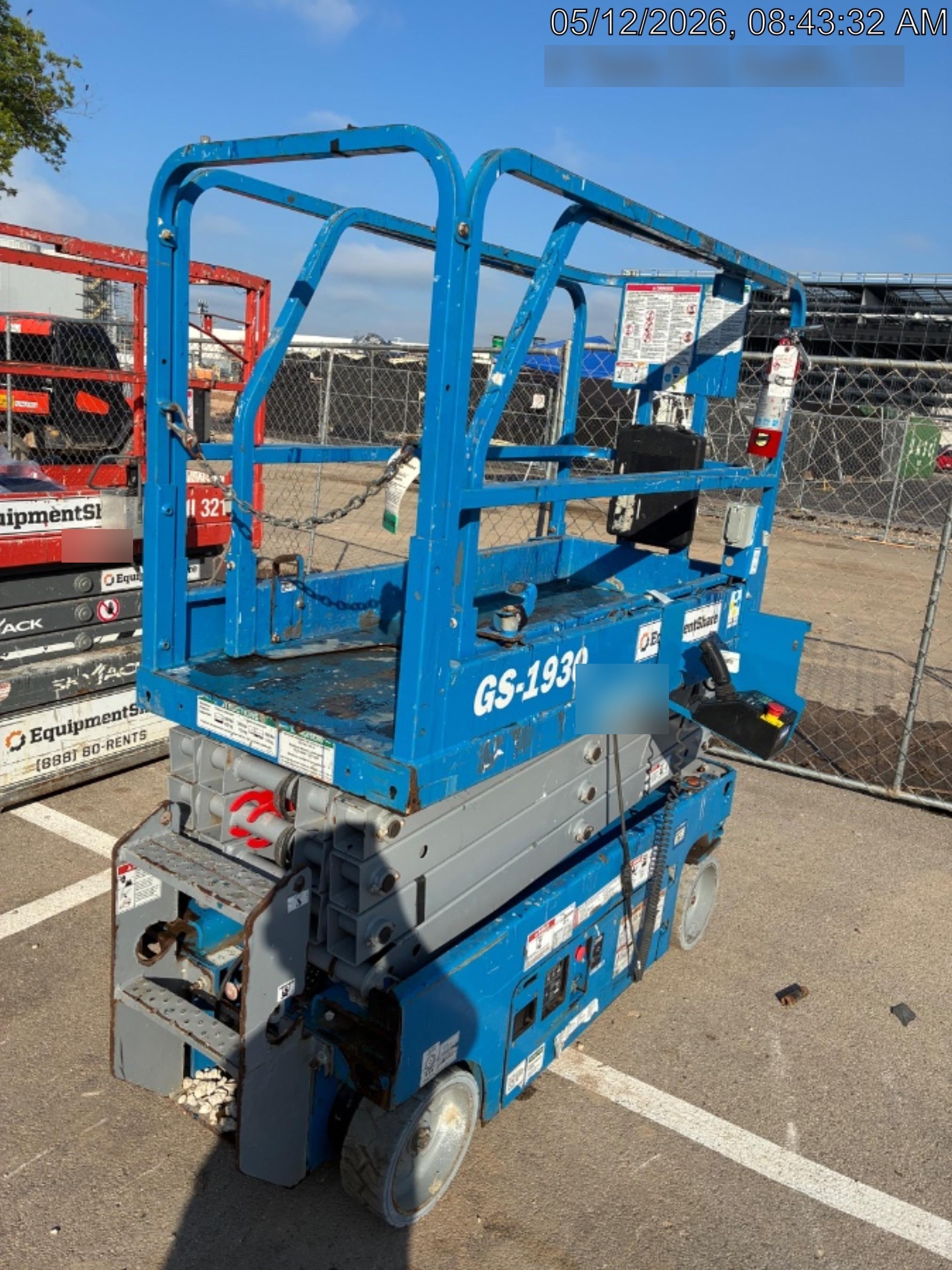 2019 Genie GS-1930 Fixed rails with chain Entry