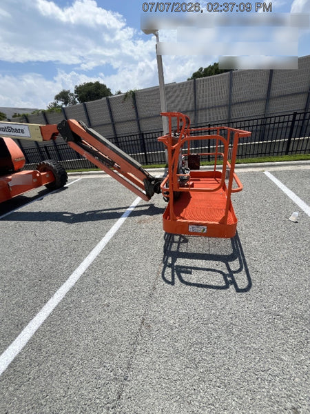 2021 JLG 600AJ
