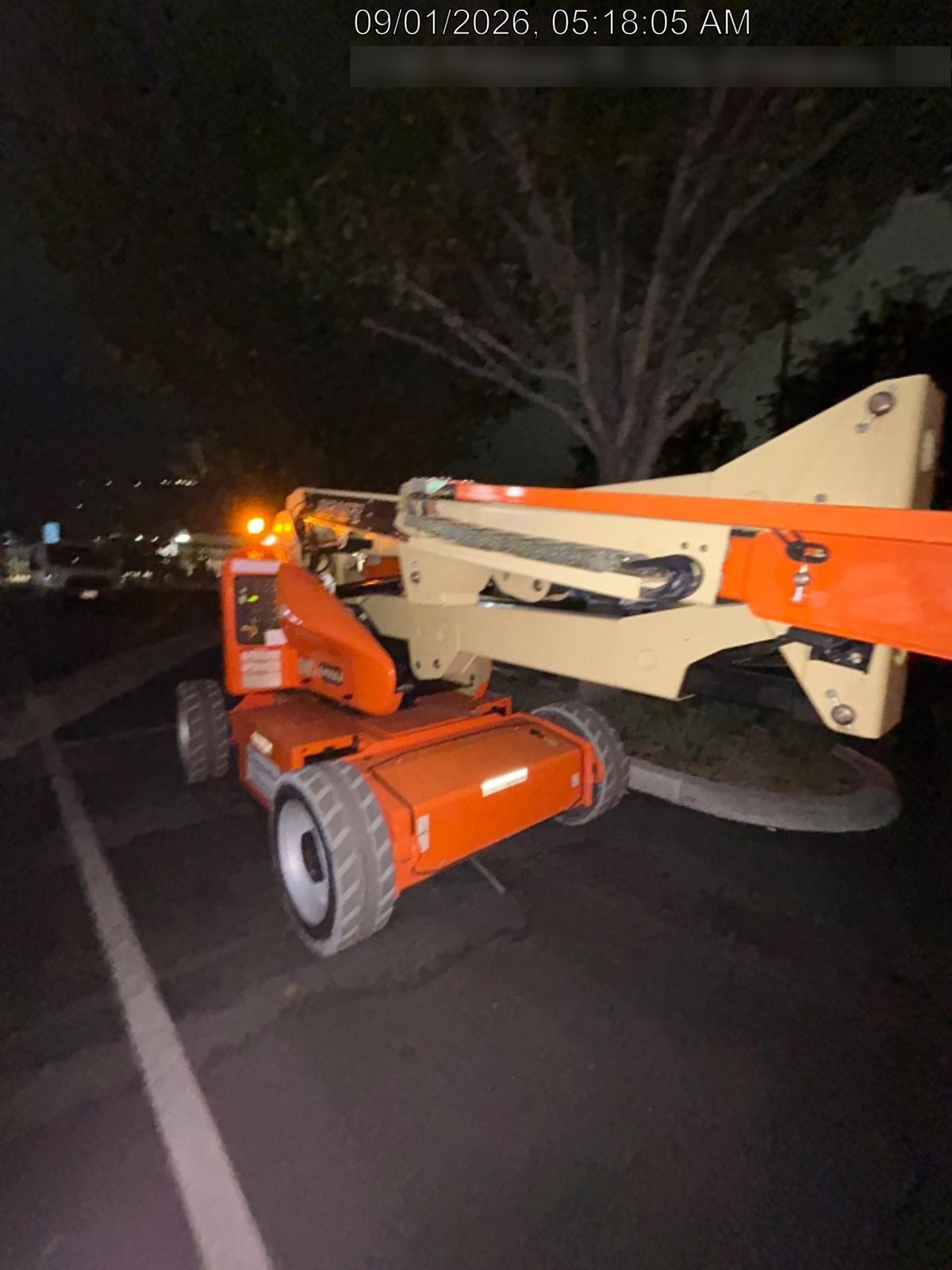 2021 JLG E450AJ