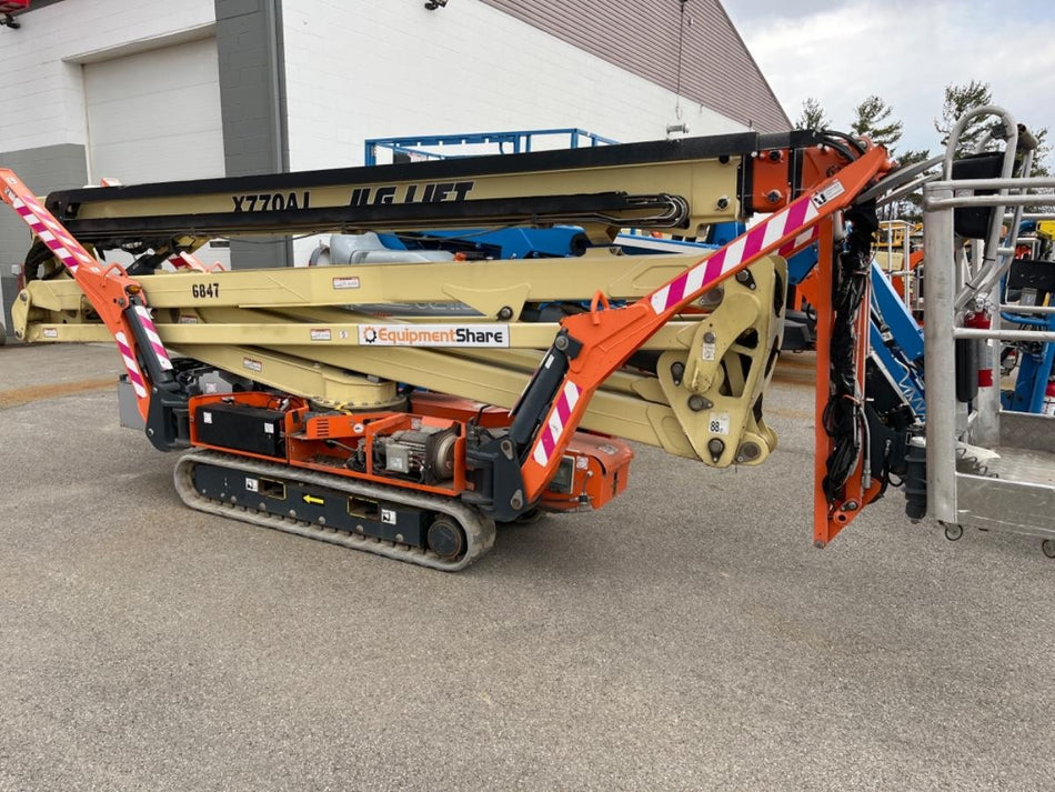 2017 JLG X770AJ