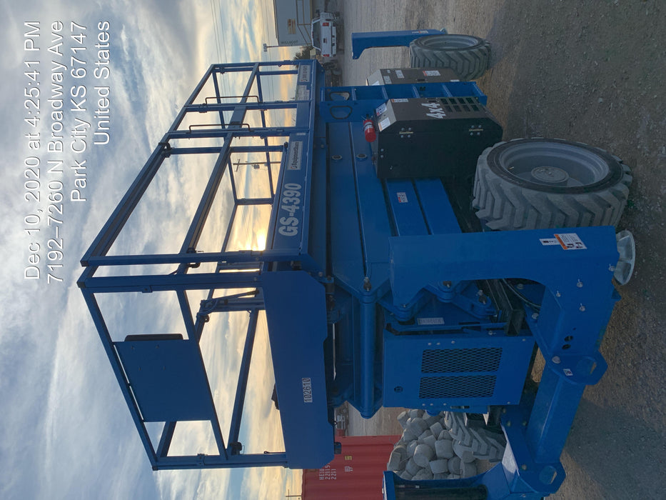 2020 GENIE GS-4390 RT