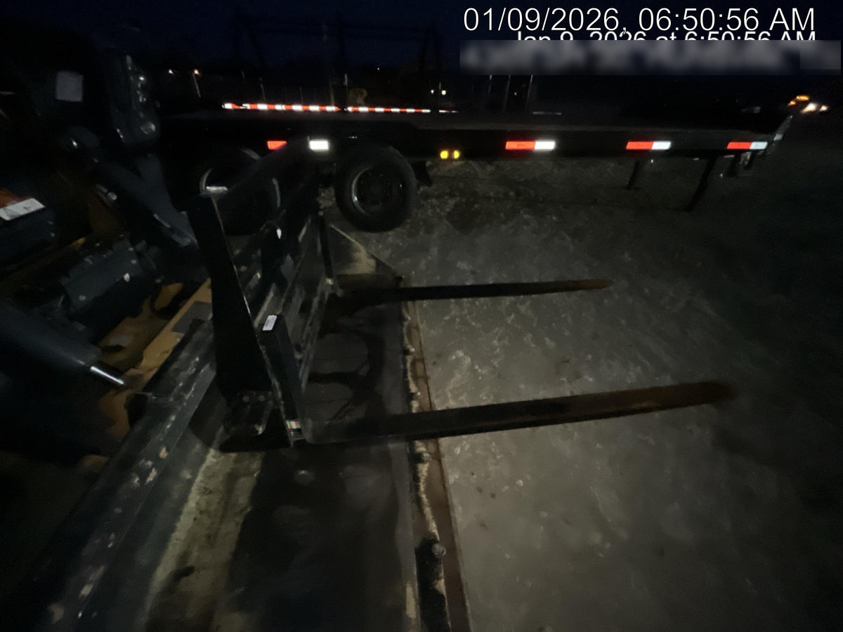 2025 ARROW MATERIAL HANDLING 24" Pallet Fork Frame