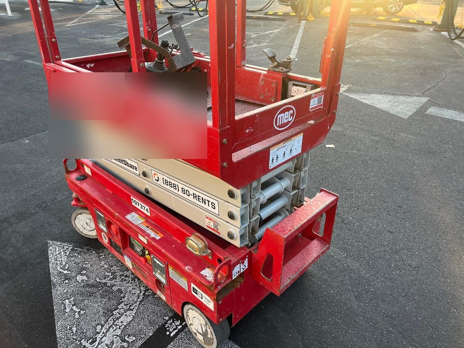 2020 MEC 1330SE Solid NM Tires, Steel Swing out Doors, LCS, Beacon, 900W Inverter