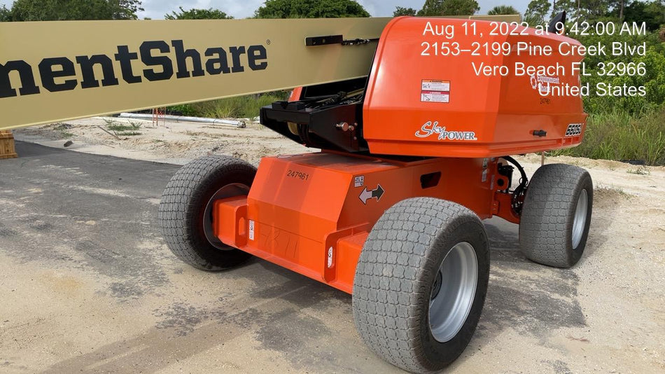 2022 JLG 660SJ