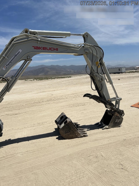 2024 TAKEUCHI TB260-CR