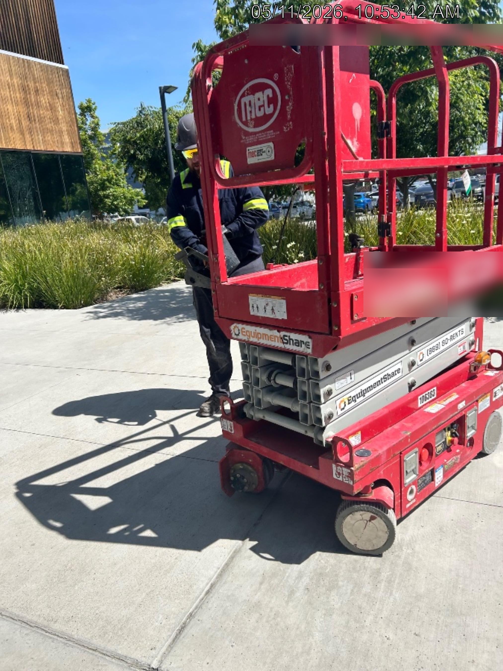 2020 MEC 1330SE Solid NM Tires, Steel Swing out Doors, LCS, Beacon, 900W Inverter
