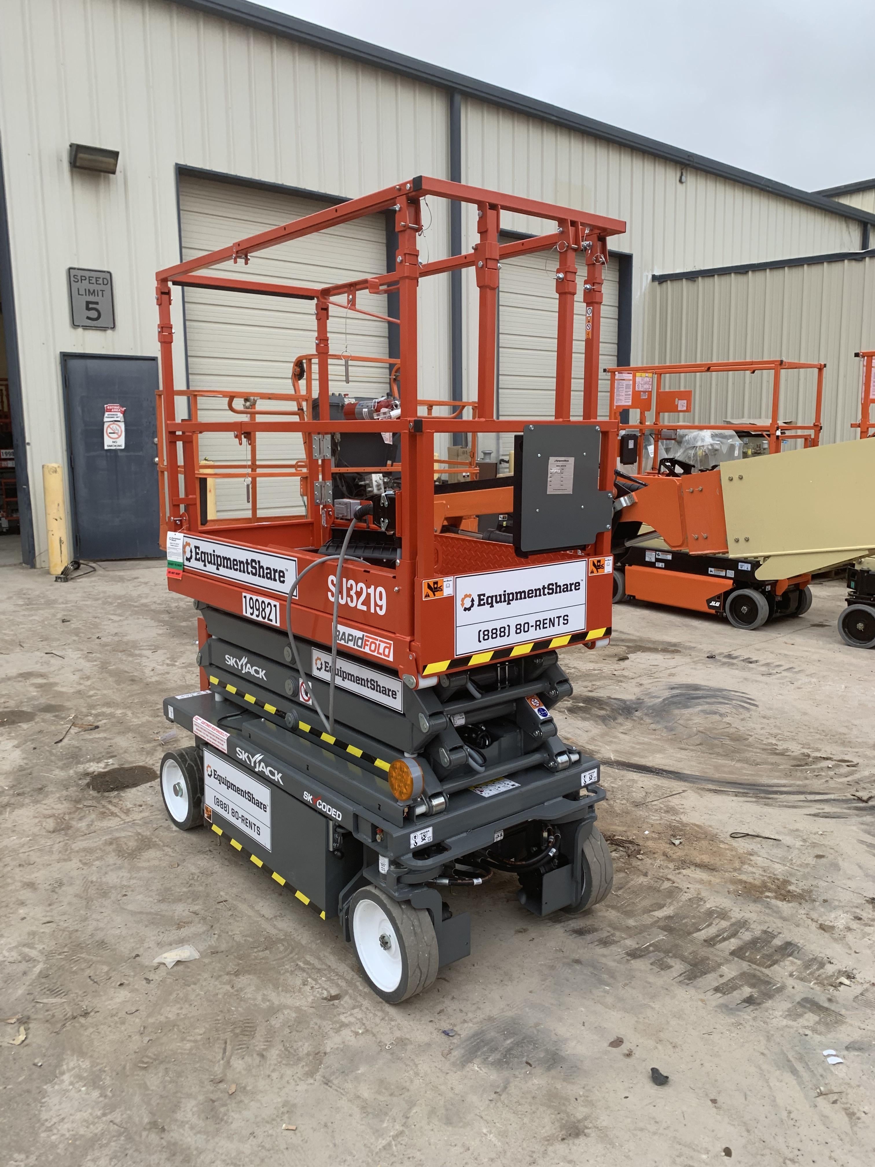 2021 SKYJACK SJ3219