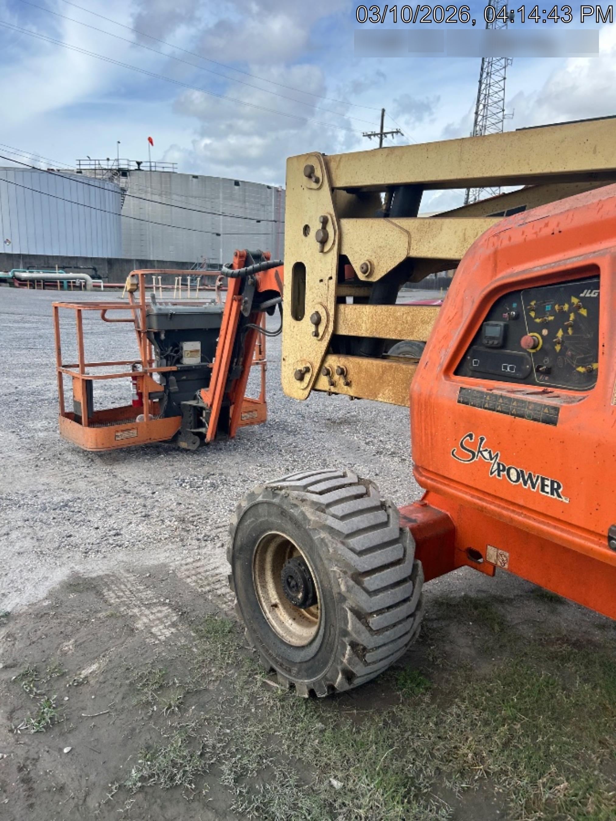 2021 JLG 450AJ