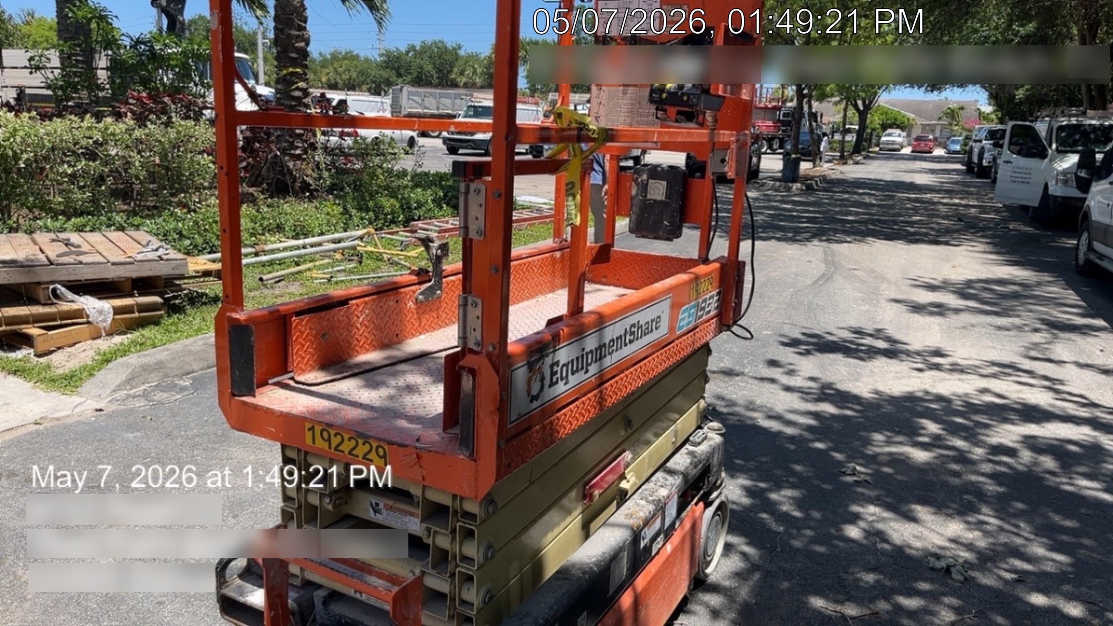 2021 JLG ES1932