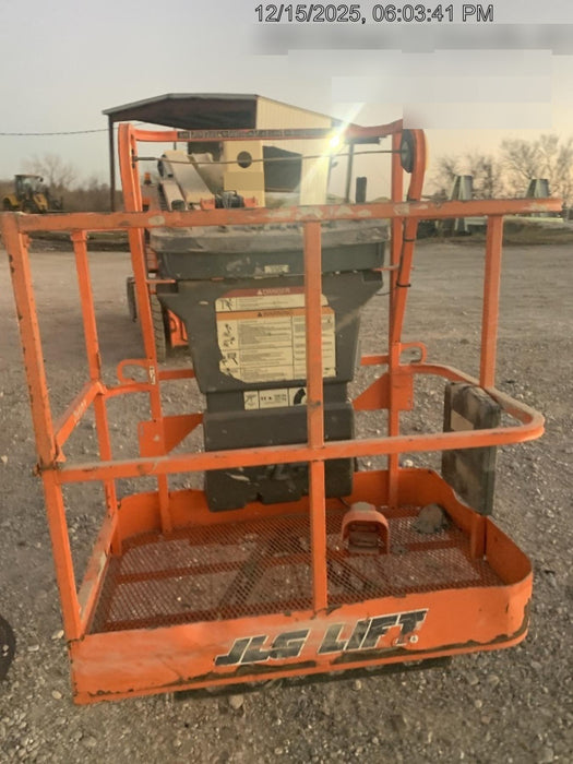 2019 JLG E400AJPN