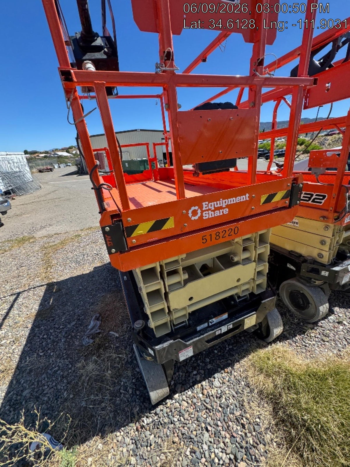 2025 JLG ES3246