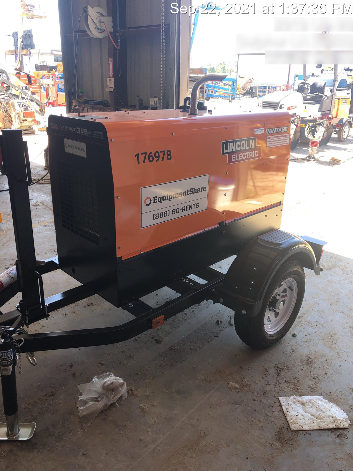 2021 Lincoln Electric Vantage 322 Vantage 322 Ready Pak 3 w/ Decals, ORANGE (includes trailer, cable rack, fender light kit) NO Telematics