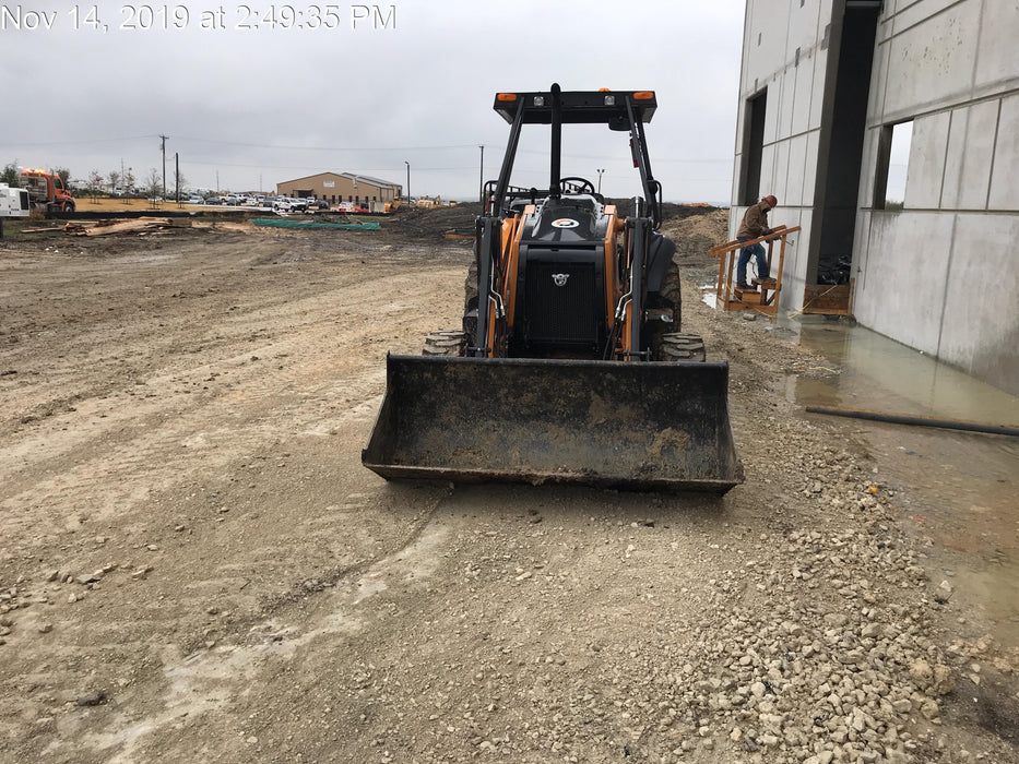 2019 Case 570N EP Canopy, 4WD, GP Front Bucket, Dual Tilt Cylinder, 84" Box Blade w/ Scarifier, Wheel Weights, Beacon