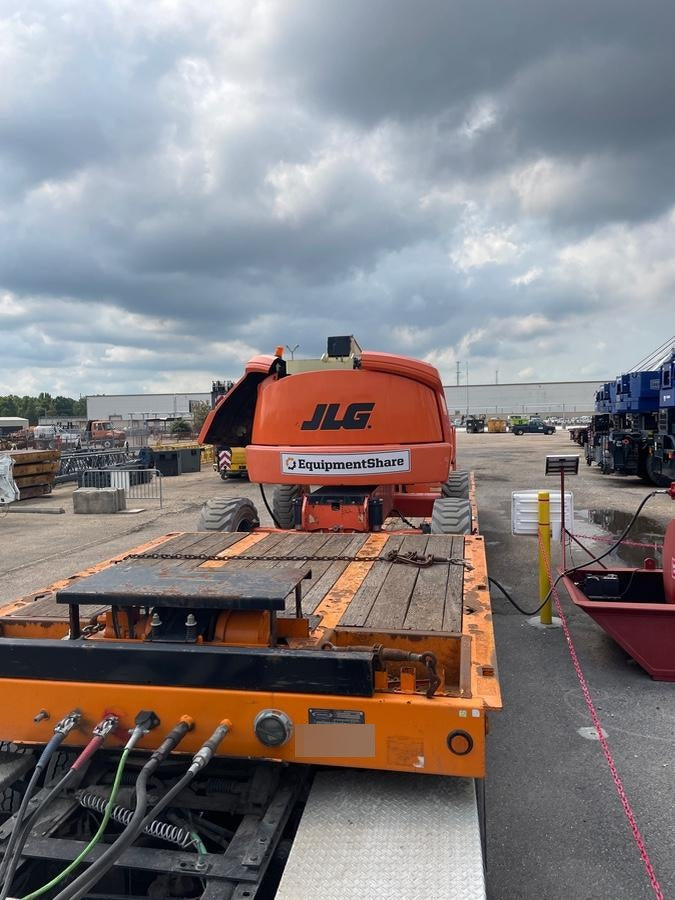 2019 JLG 450AJ