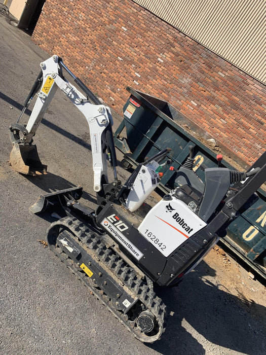2021 BOBCAT E10