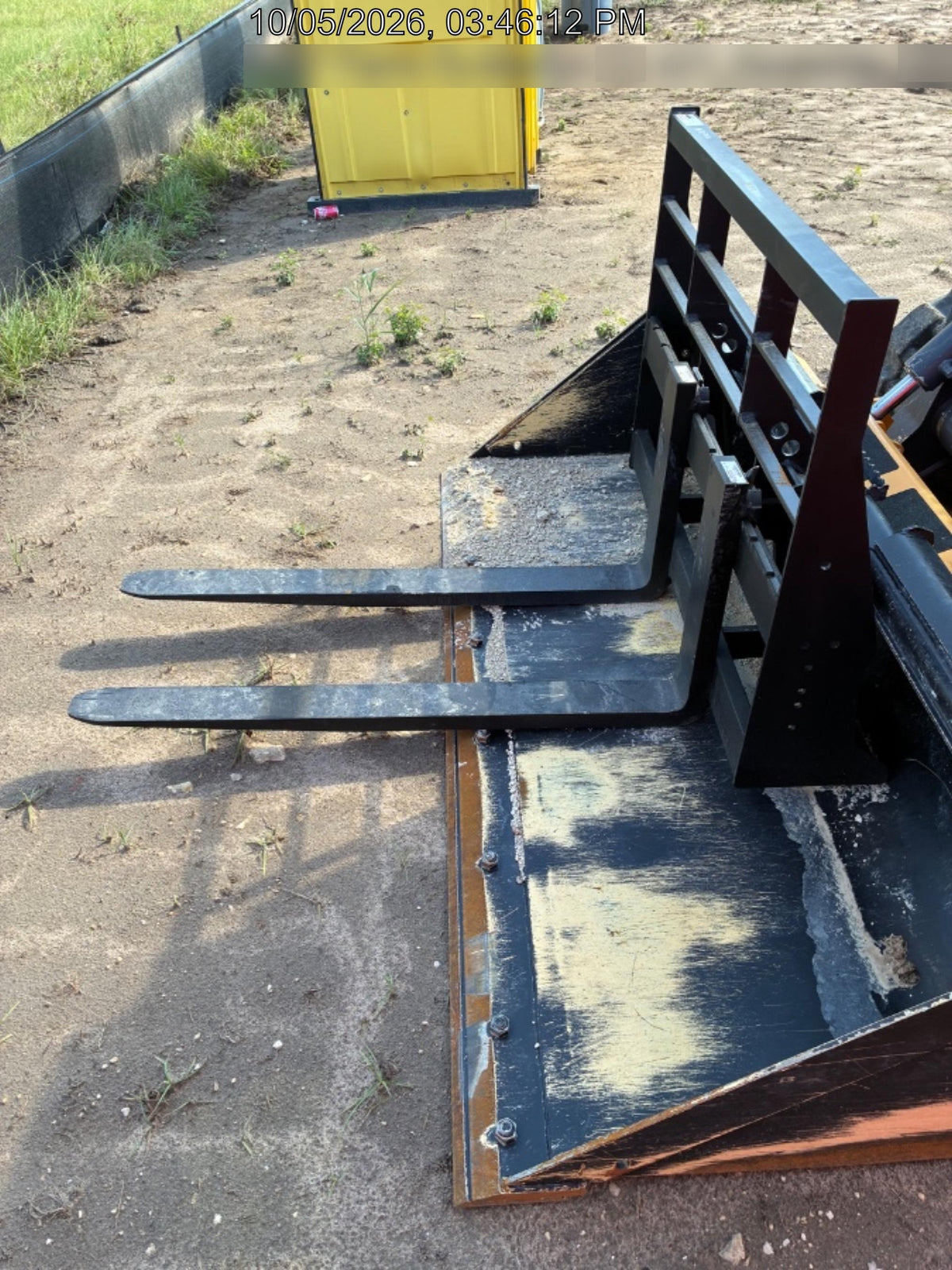 2026 ARROW MATERIAL HANDLING 48" Pallet Forks - Arrow