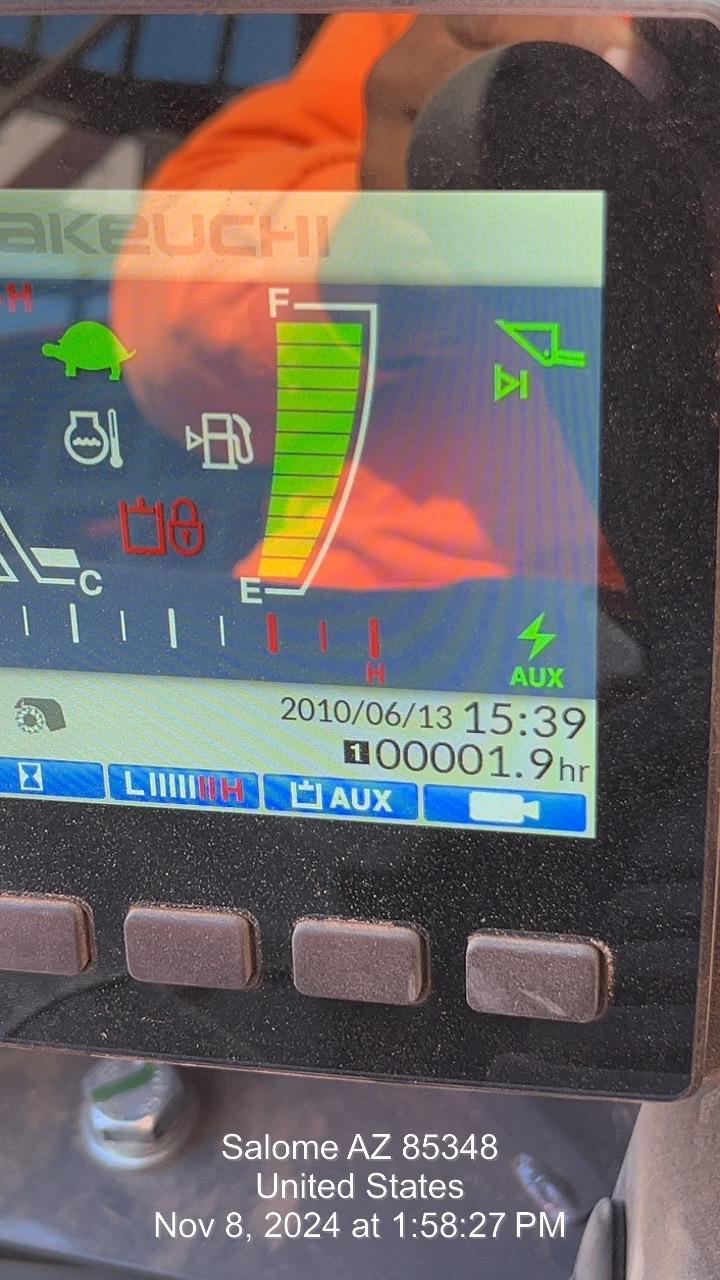 2024 TAKEUCHI TL10V2-CR