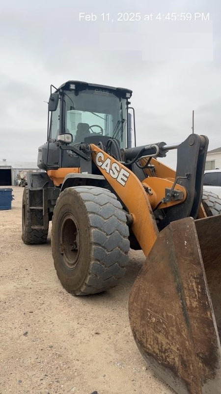 2021 CASE 721G