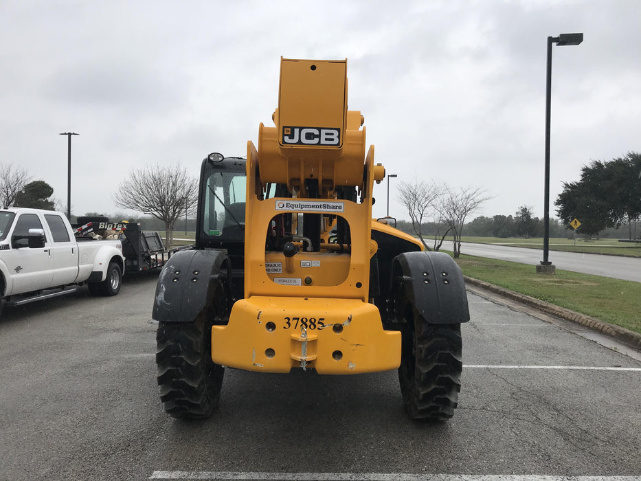 2019 JCB 510-56 74 HP w/CAB/HVAC, Beacon, Worklights, Aux Hydraulics, Solid Tires 66" Carriage/60" Forks