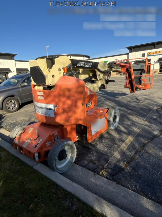 2019 JLG E400AJPN