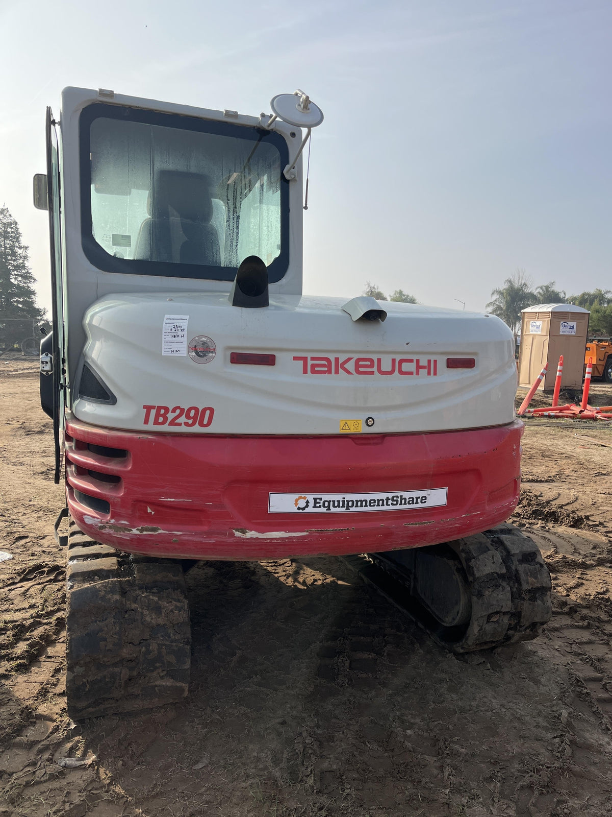 2019 Takeuchi TB290 Cab/Heat/AC Rubber tracks, Dozer blade, Travel alarm, Auxiliary hydraulics Manual QC, Hydraulic thumb, 18", 24", and 36" Buckets
