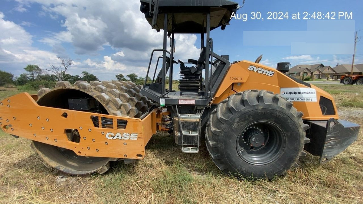2021 CASE SV211E