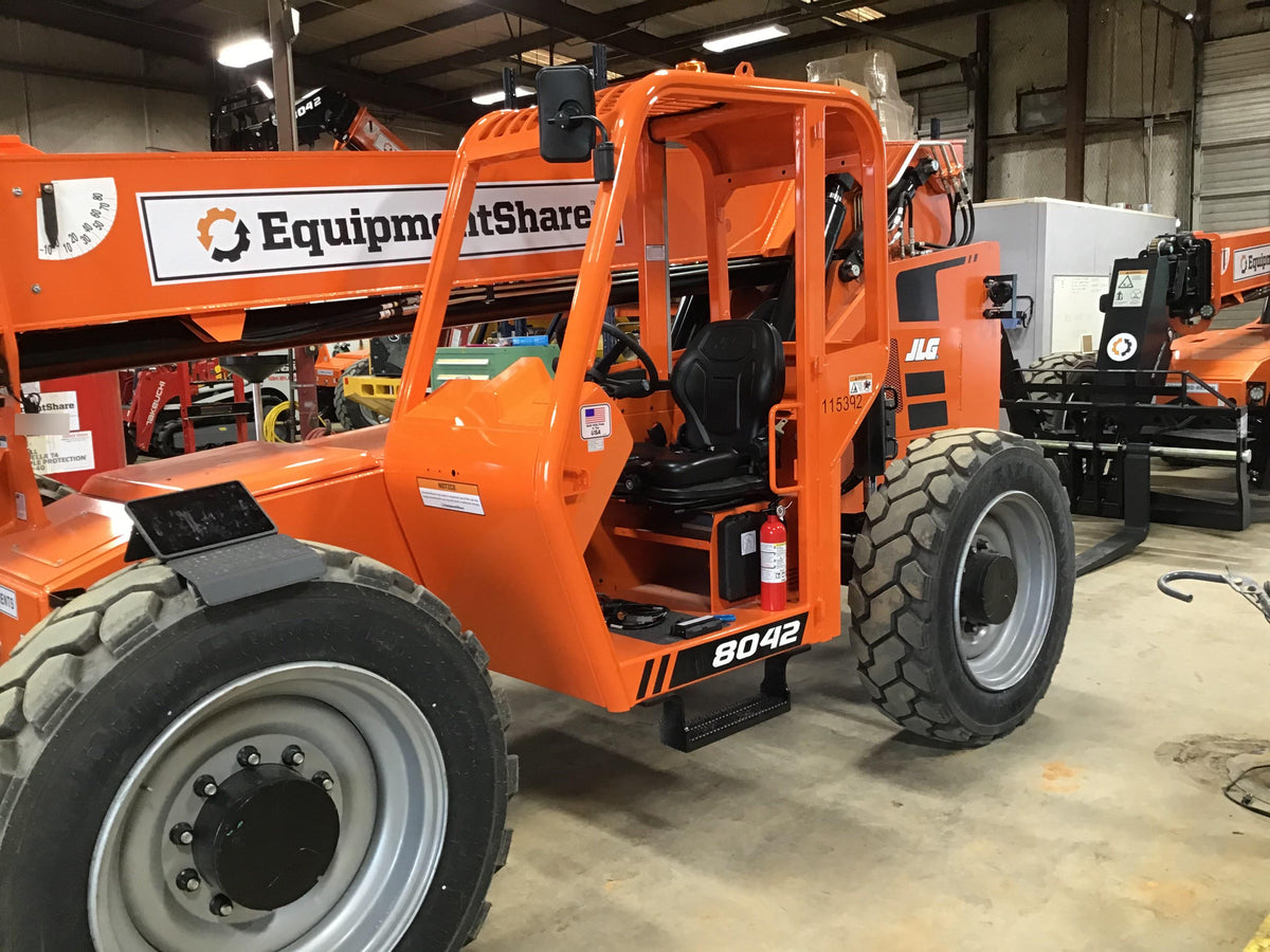 2020 SKYTRAK 8042