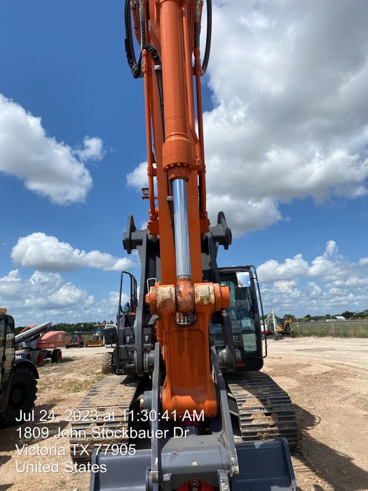 2023 HITACHI ZX210LC-6
