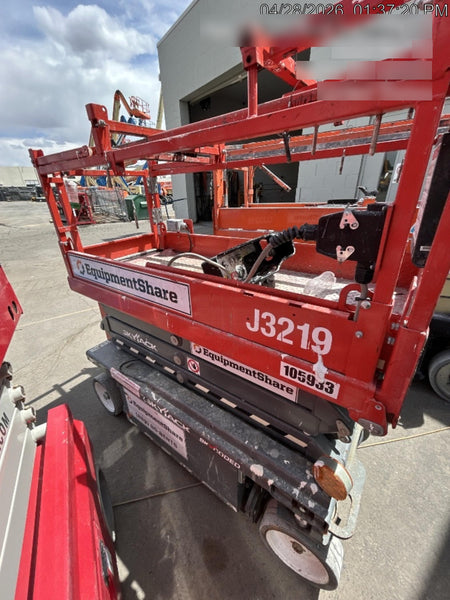 2020 Skyjack SJIII-3219 Solid NM Tires, Half height spring hinged entry gate, Dual Beacons, 800W Inverter