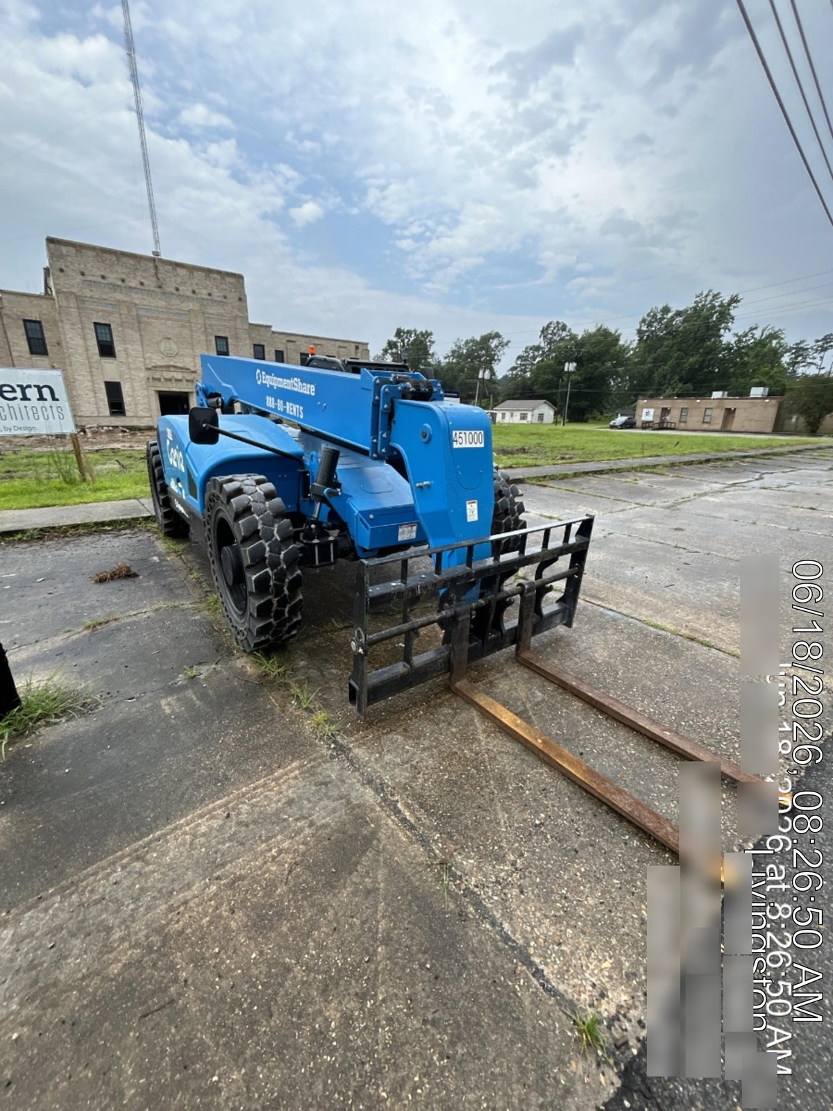 2024 GENIE GTH-844