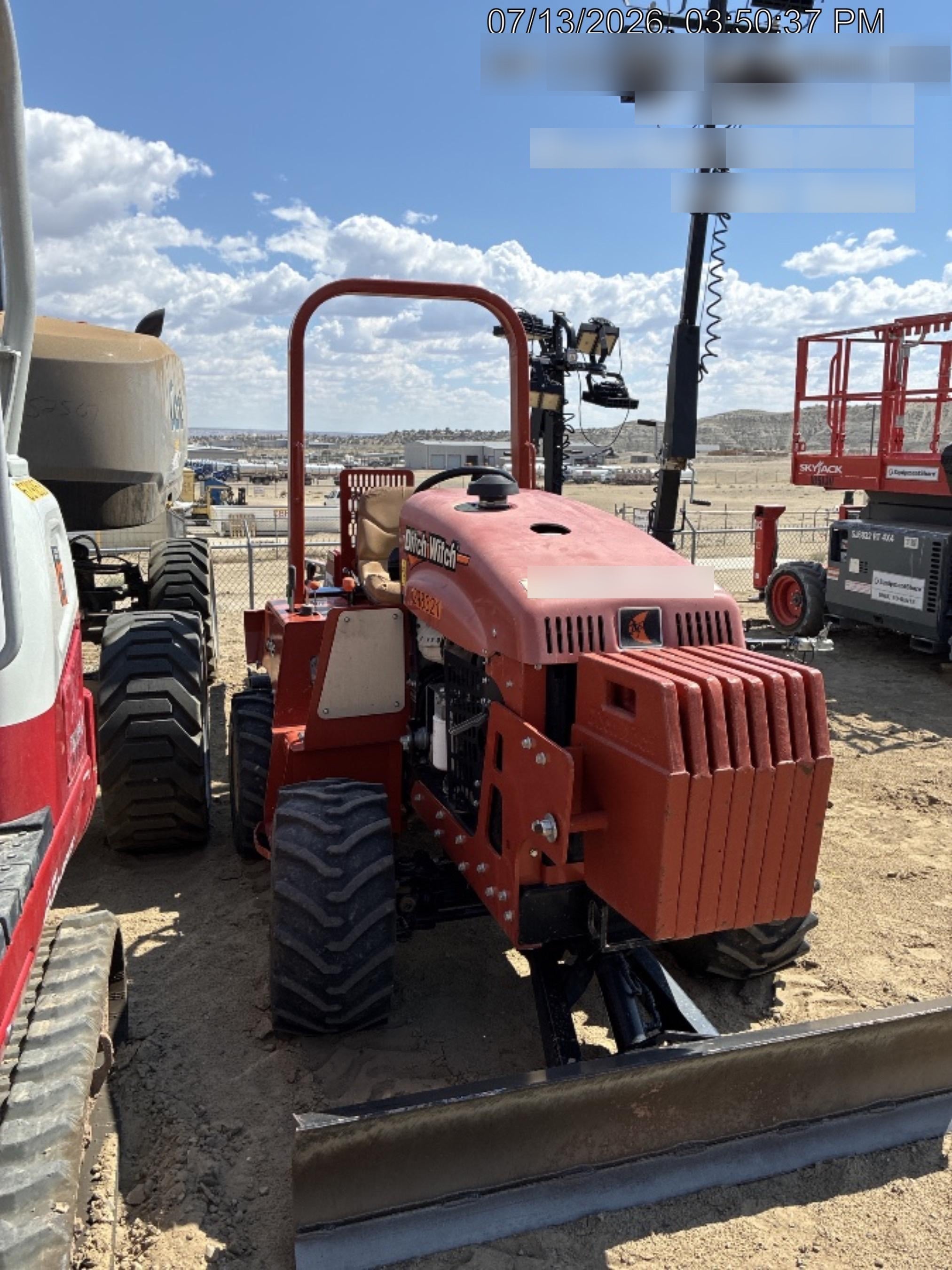 2023 DITCH WITCH RT45A