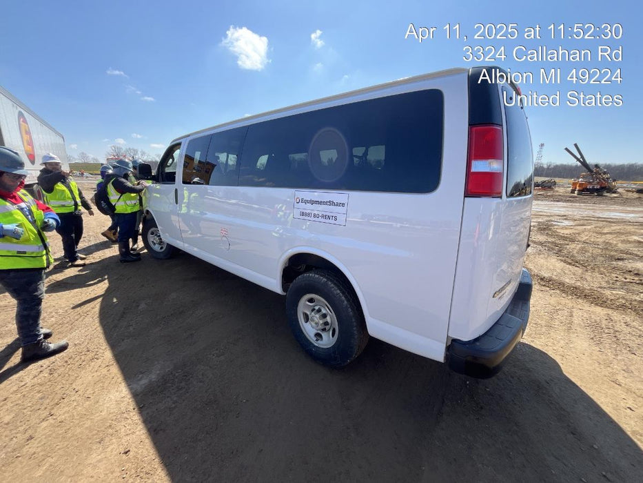 2023 CHEVROLET Express Van - Rental
