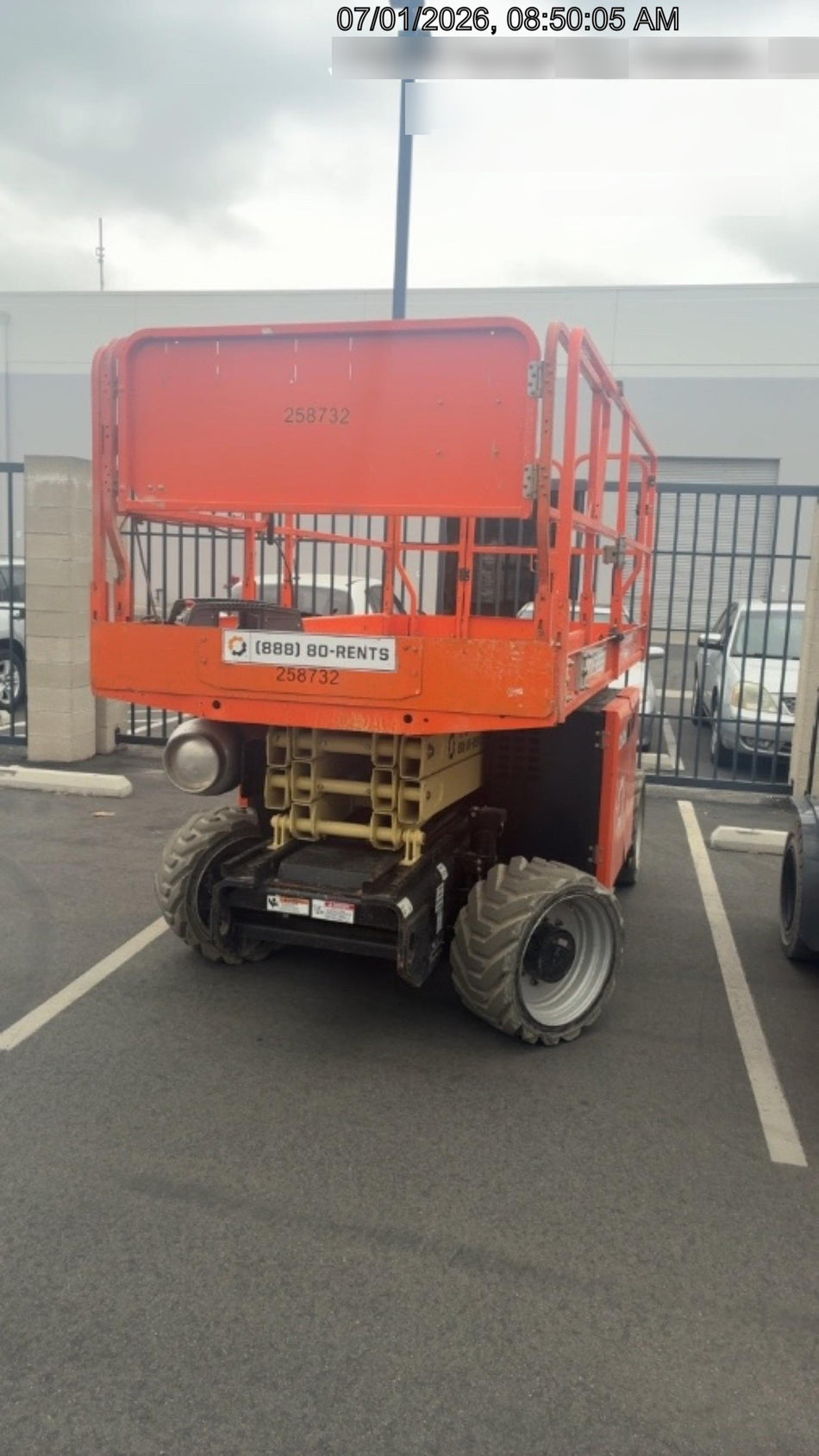 2022 JLG RT2669