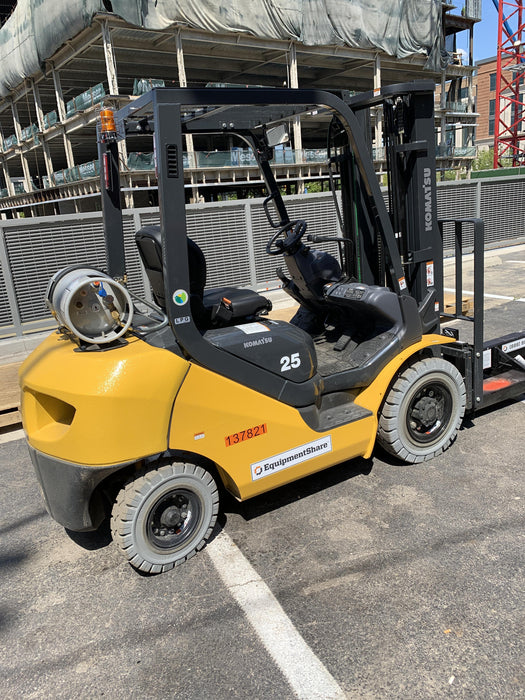 2021 KOMATSU FG25T-16