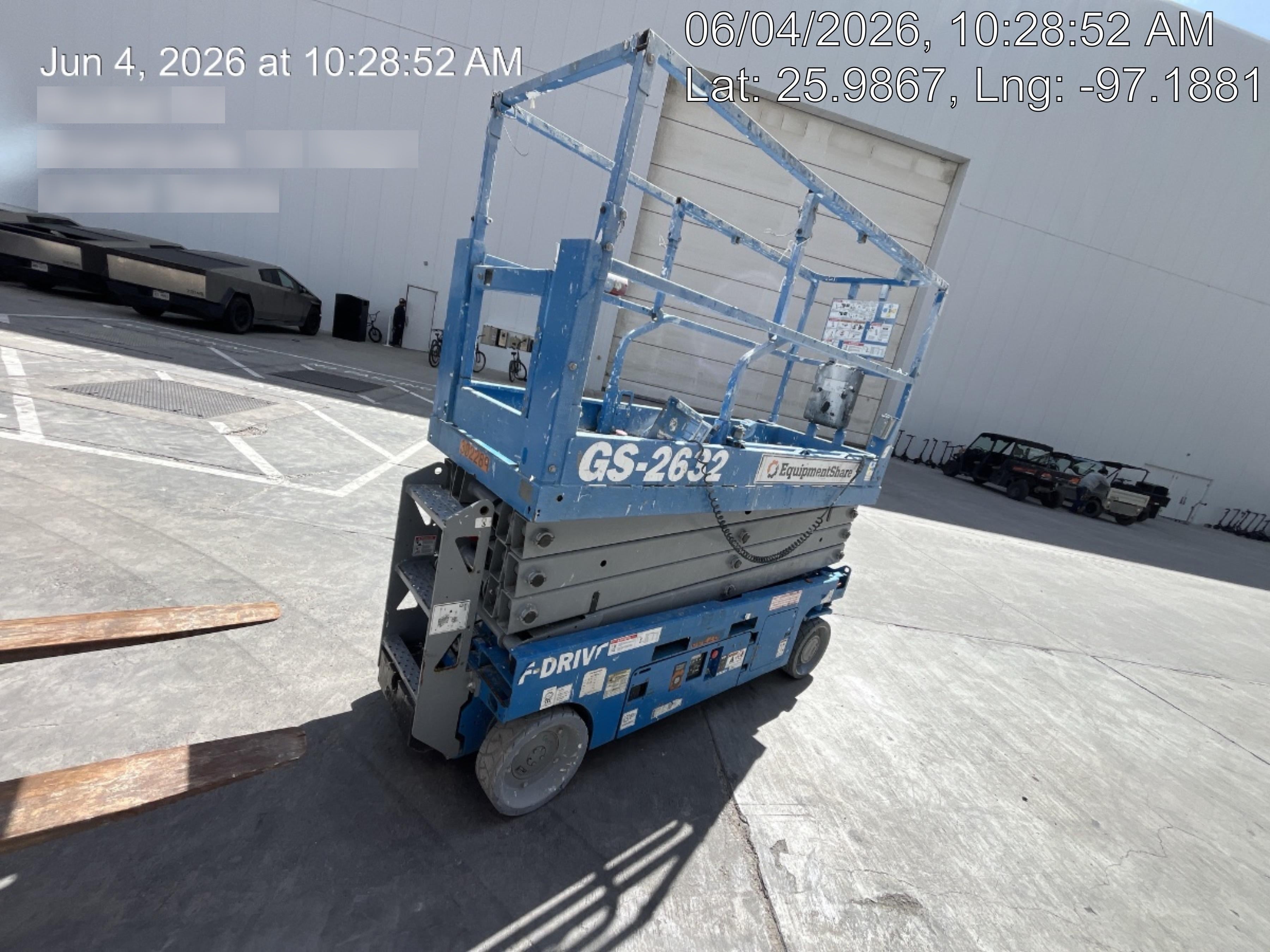 2023 GENIE GS-2632